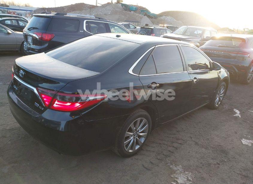 Photo 4 of 2015 Toyota Camry HYBRID XLE (VIN 4T1BD1FK1FU162583)