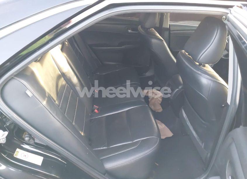 Photo 8 of 2015 Toyota Camry HYBRID XLE (VIN 4T1BD1FK1FU162583)