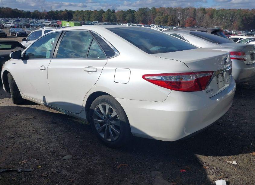 Photo 3 of 2015 Toyota Camry HYBRID XLE (VIN 4T1BD1FK1FU175656)