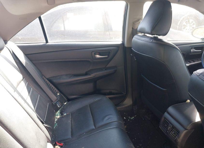 Photo 8 of 2015 Toyota Camry HYBRID XLE (VIN 4T1BD1FK1FU175656)