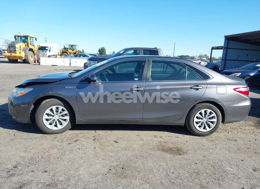 Photo 14 of 2015 Toyota Camry HYBRID LE (VIN 4T1BD1FK1FU175821)