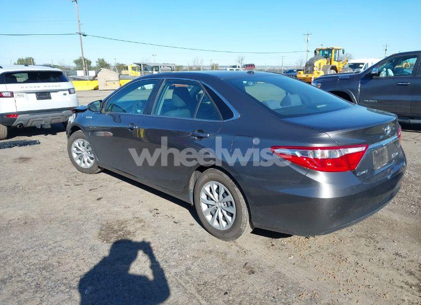 Photo 3 of 2015 Toyota Camry HYBRID LE (VIN 4T1BD1FK1FU175821)