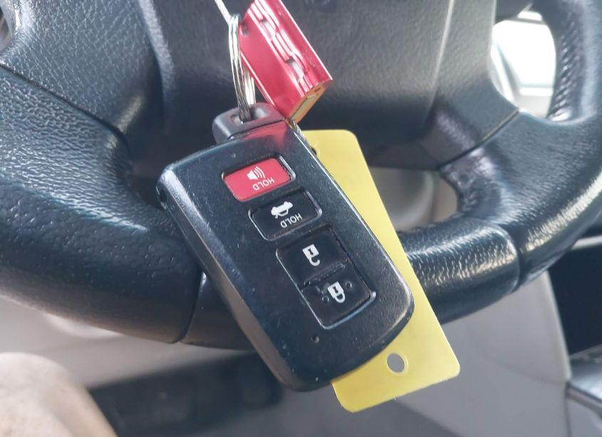 Photo 11 of 2012 Toyota Camry HYBRID XLE (VIN 4T1BD1FK2CU007830)