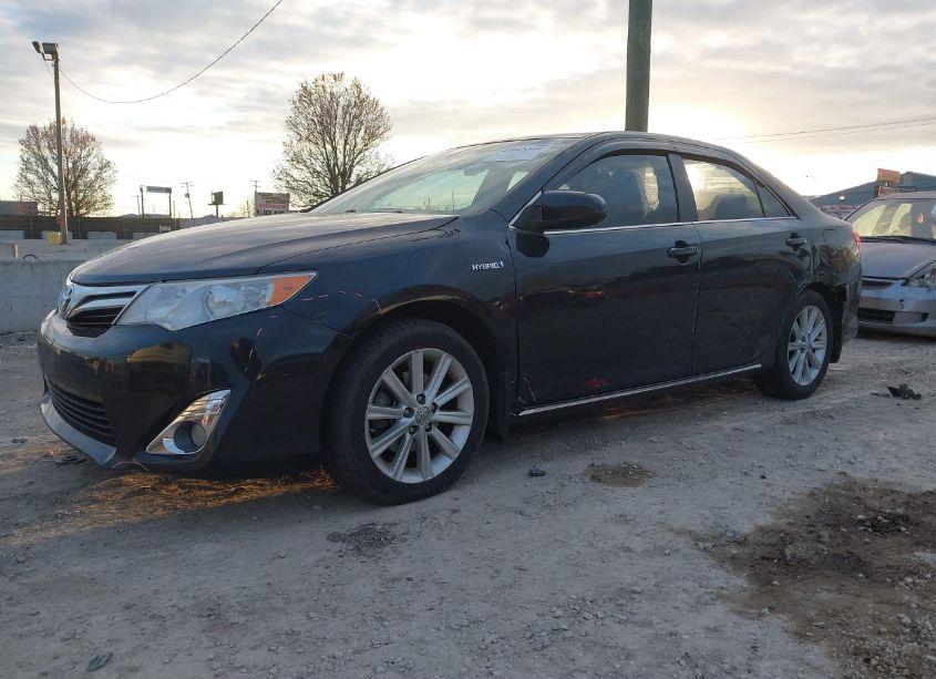 Photo 2 of 2012 Toyota Camry HYBRID XLE (VIN 4T1BD1FK2CU007830)