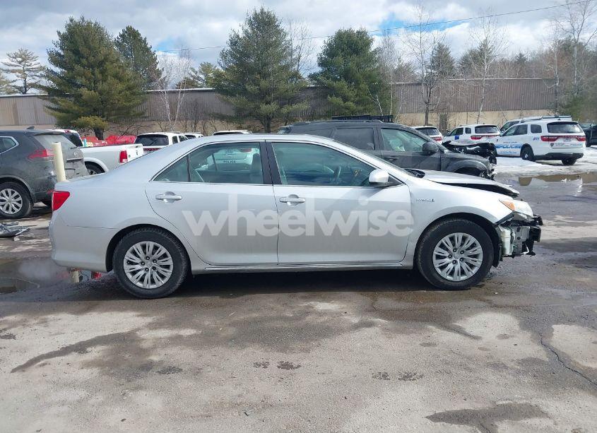 Photo 13 of 2012 Toyota Camry HYBRID LE (VIN 4T1BD1FK2CU015202)
