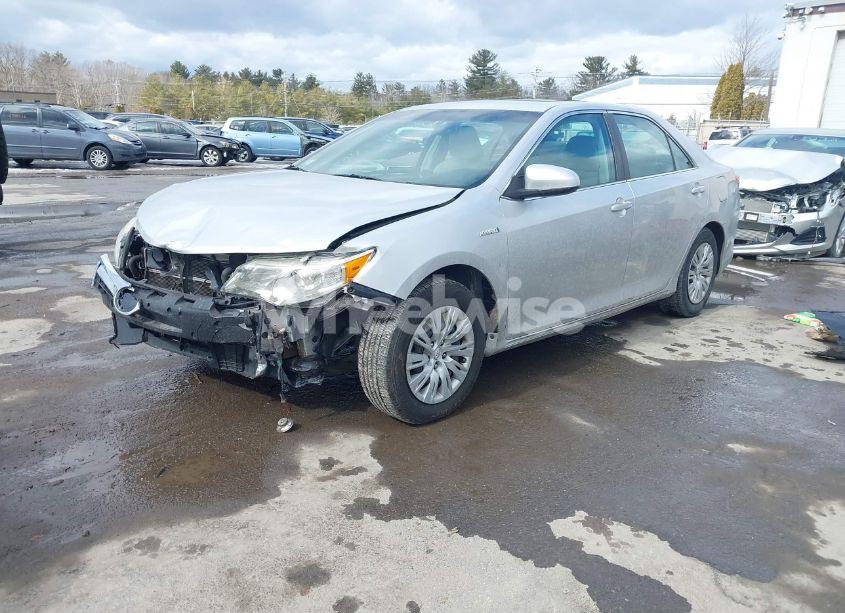 Photo 2 of 2012 Toyota Camry HYBRID LE (VIN 4T1BD1FK2CU015202)