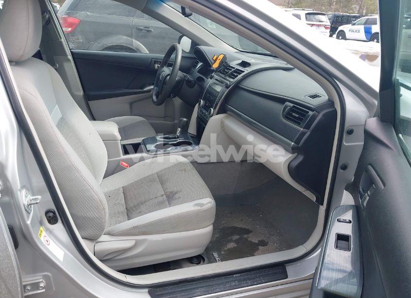 Photo 5 of 2012 Toyota Camry HYBRID LE (VIN 4T1BD1FK2CU015202)