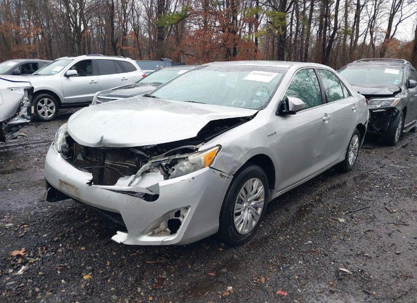 Photo 2 of 2012 Toyota Camry HYBRID LE (VIN 4T1BD1FK2CU042755)