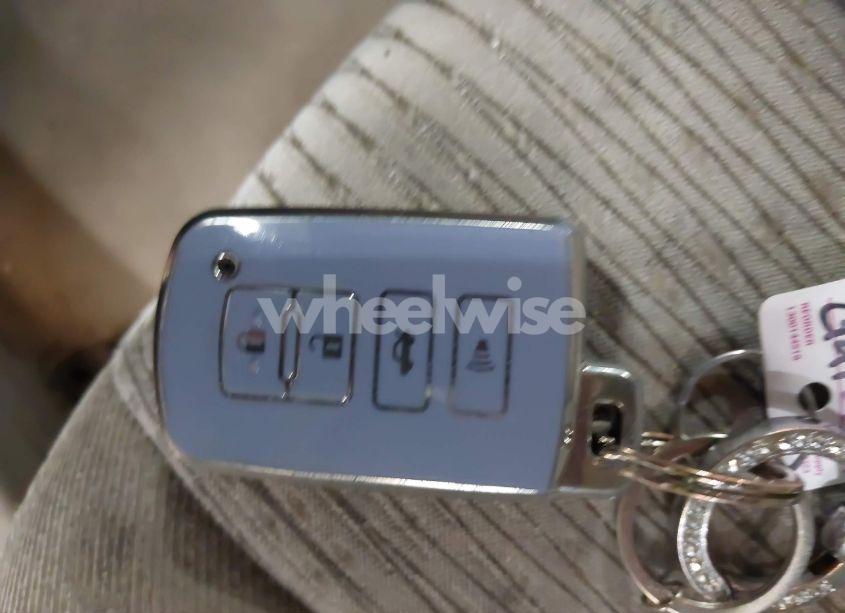 Photo 11 of 2012 Toyota Camry HYBRID LE (VIN 4T1BD1FK2CU047468)