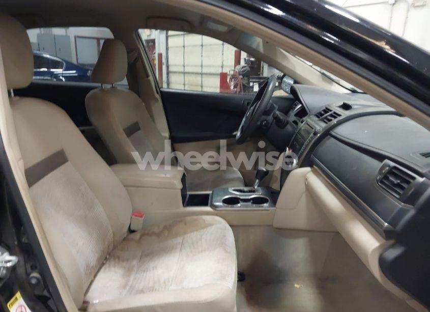 Photo 5 of 2012 Toyota Camry HYBRID LE (VIN 4T1BD1FK2CU047468)