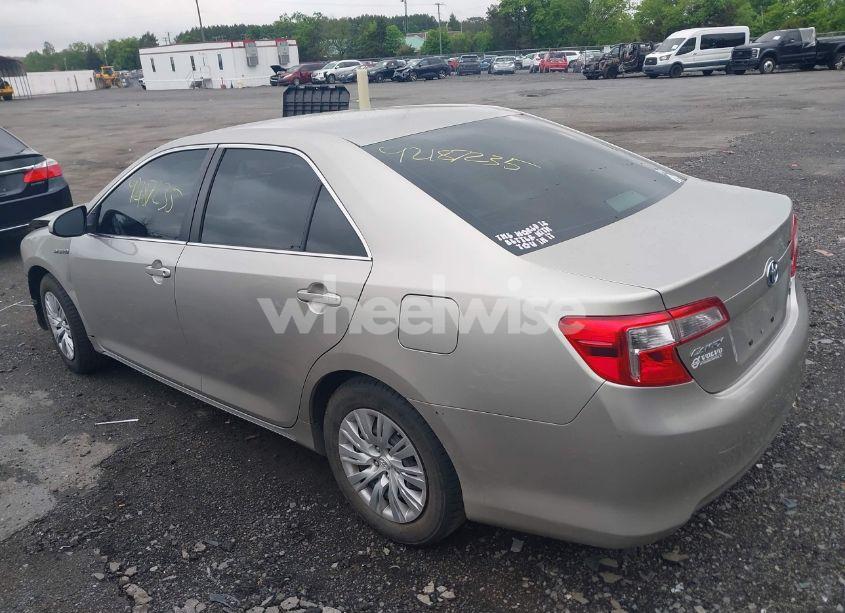Photo 3 of 2013 Toyota Camry HYBRID LE (VIN 4T1BD1FK2DU090421)