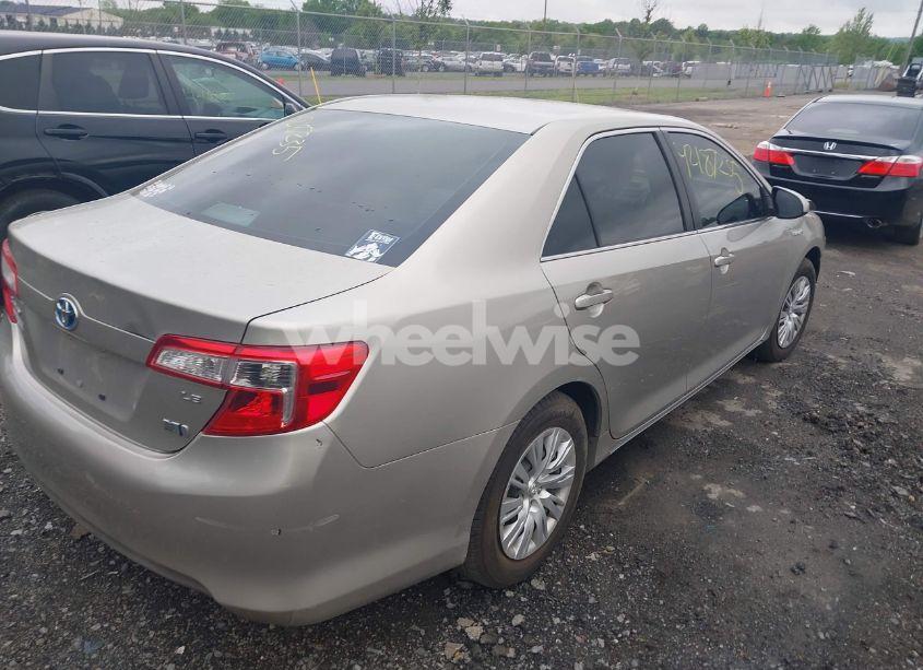 Photo 4 of 2013 Toyota Camry HYBRID LE (VIN 4T1BD1FK2DU090421)