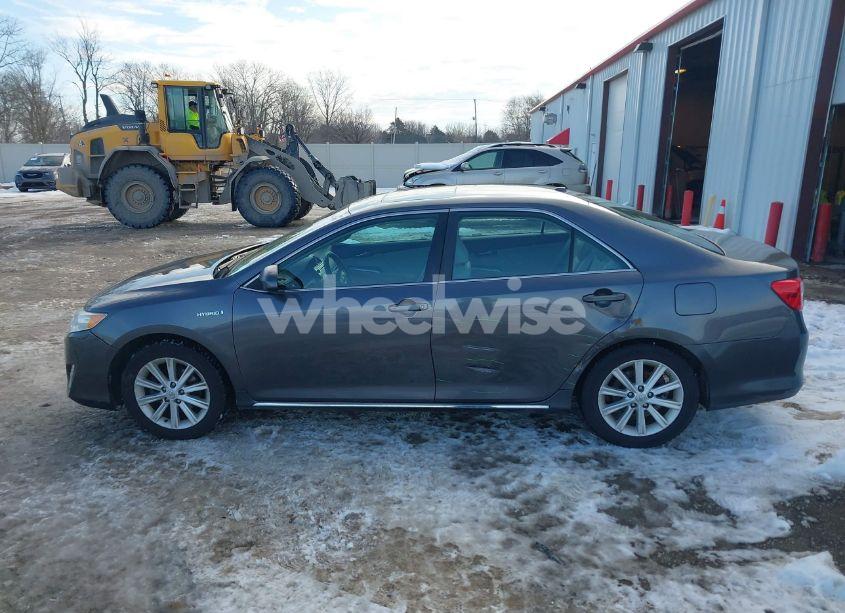 Photo 14 of 2013 Toyota Camry HYBRID XLE (VIN 4T1BD1FK2DU090595)