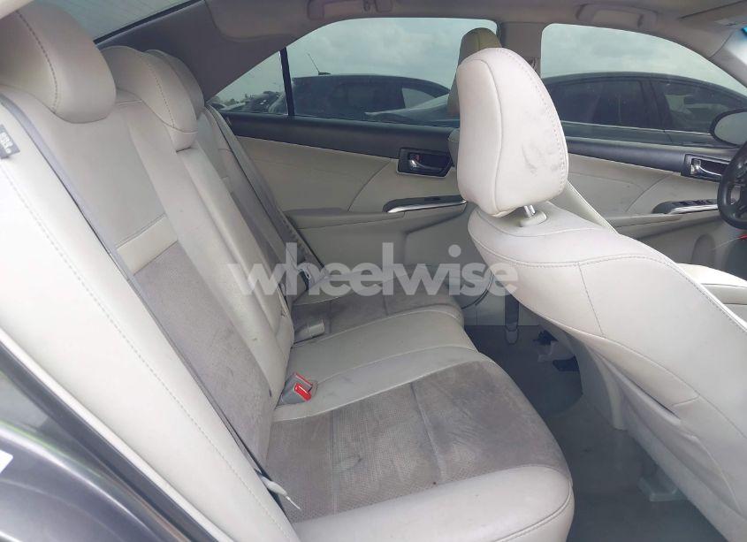 Photo 8 of 2014 Toyota Camry HYBRID XLE (VIN 4T1BD1FK2EU100303)