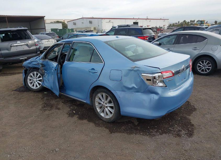 Photo 3 of 2014 Toyota Camry HYBRID XLE (VIN 4T1BD1FK2EU103797)