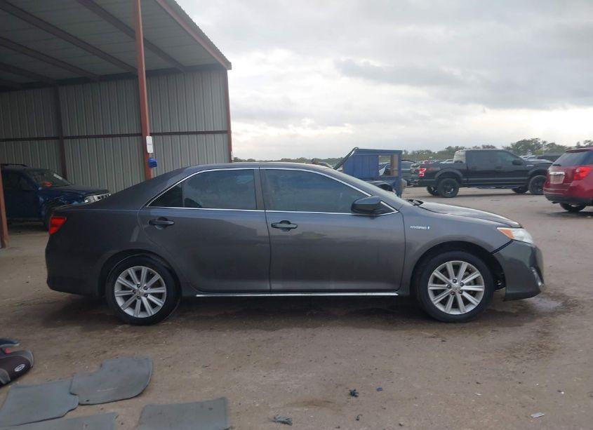 Photo 13 of 2014 Toyota Camry HYBRID XLE (VIN 4T1BD1FK2EU103914)