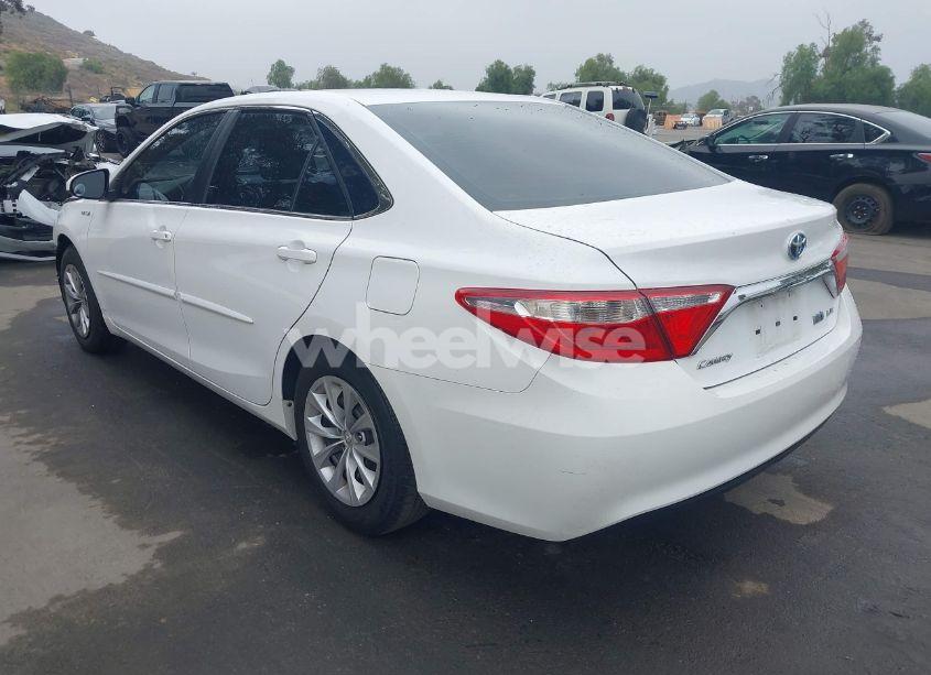 Photo 3 of 2015 Toyota Camry HYBRID LE (VIN 4T1BD1FK2FU150183)
