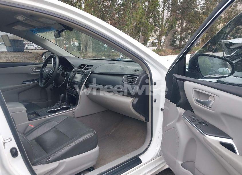 Photo 5 of 2015 Toyota Camry HYBRID LE (VIN 4T1BD1FK2FU150183)