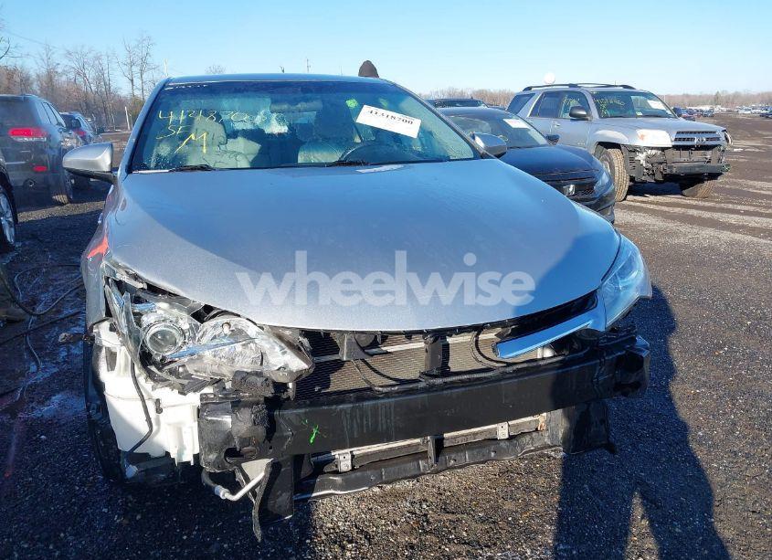 Photo 12 of 2015 Toyota Camry HYBRID LE (VIN 4T1BD1FK2FU166268)