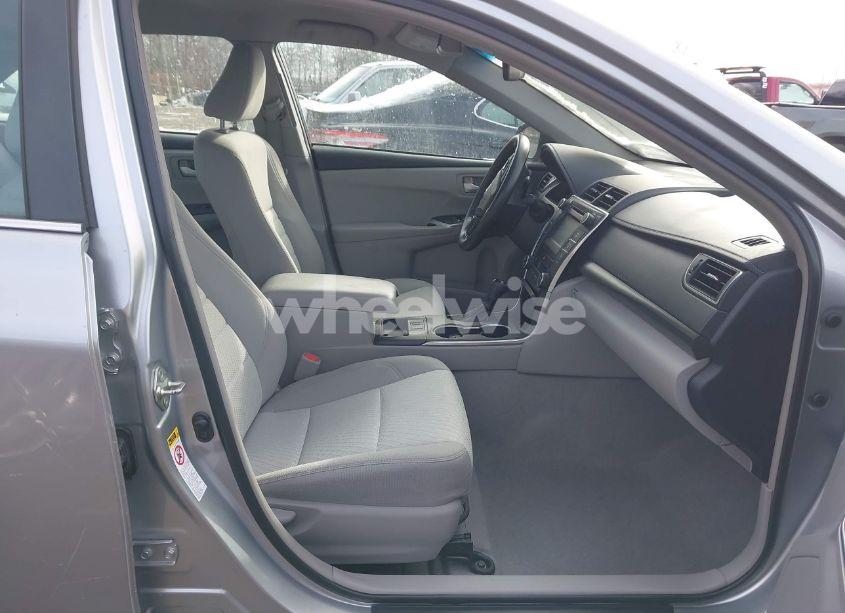 Photo 5 of 2015 Toyota Camry HYBRID LE (VIN 4T1BD1FK2FU166268)