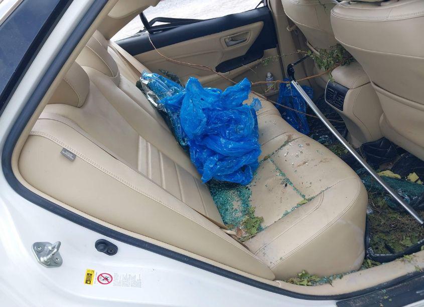 Photo 8 of 2016 Toyota Camry HYBRID XLE (VIN 4T1BD1FK2GU179944)