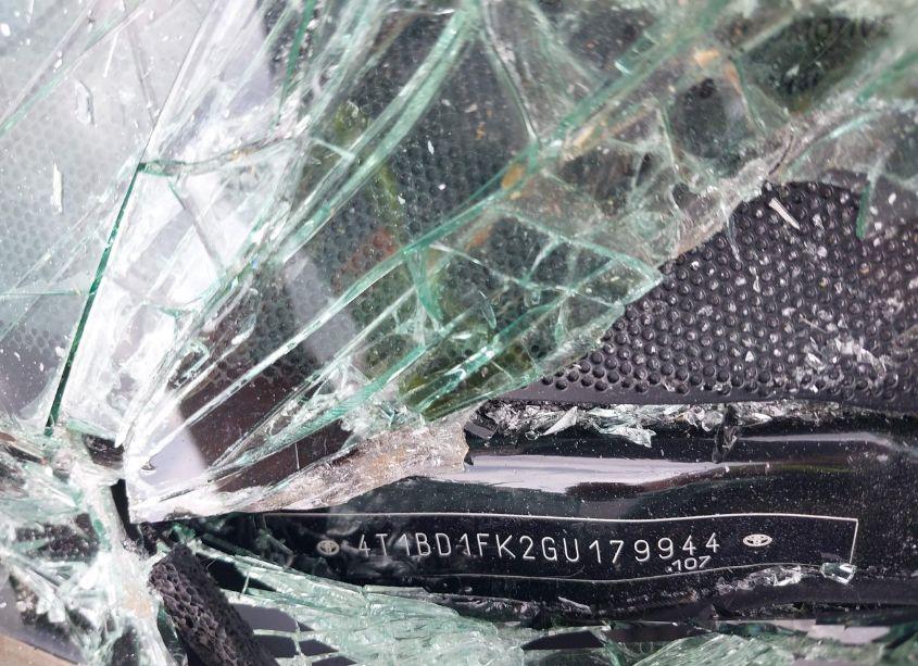 Photo 9 of 2016 Toyota Camry HYBRID XLE (VIN 4T1BD1FK2GU179944)