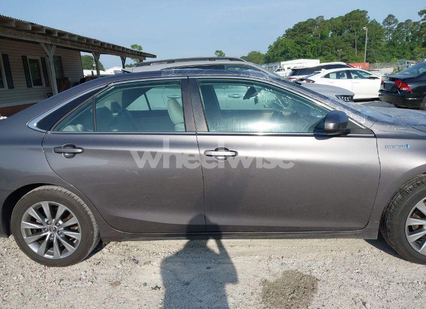 Photo 13 of 2016 Toyota Camry HYBRID LE/SE/XLE (VIN 4T1BD1FK2GU180348)