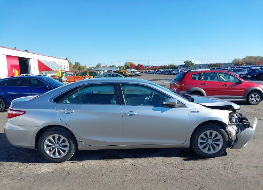 Photo 13 of 2016 Toyota Camry HYBRID LE (VIN 4T1BD1FK2GU184299)