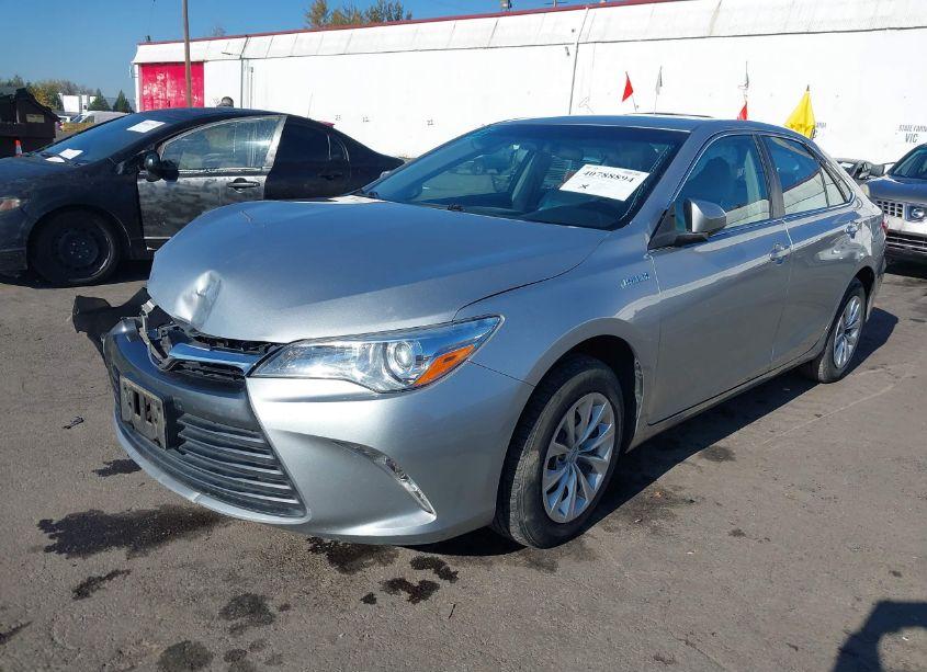 Photo 2 of 2016 Toyota Camry HYBRID LE (VIN 4T1BD1FK2GU184299)