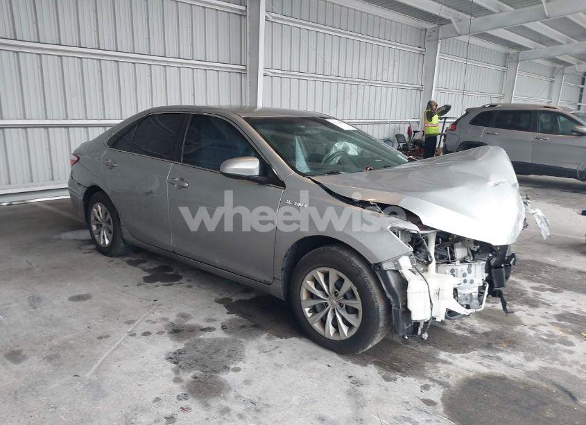 2016 Toyota Camry HYBRID LE (VIN 4T1BD1FK2GU185081) main photo