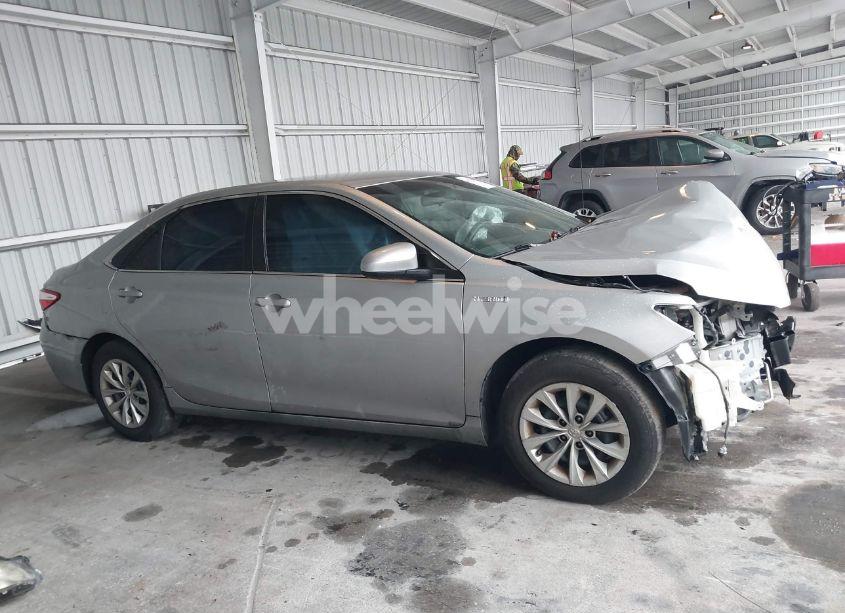 Photo 14 of 2016 Toyota Camry HYBRID LE (VIN 4T1BD1FK2GU185081)