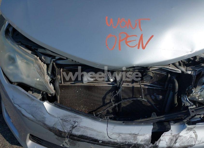 Photo 10 of 2012 Toyota Camry HYBRID XLE (VIN 4T1BD1FK3CU055062)