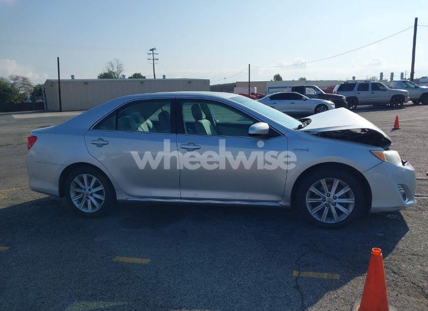 Photo 13 of 2012 Toyota Camry HYBRID XLE (VIN 4T1BD1FK3CU055062)