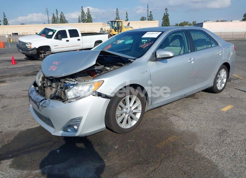 Photo 2 of 2012 Toyota Camry HYBRID XLE (VIN 4T1BD1FK3CU055062)