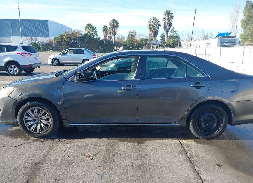 Photo 14 of 2013 Toyota Camry HYBRID LE (VIN 4T1BD1FK3DU079752)