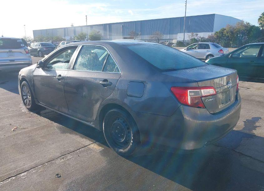 Photo 3 of 2013 Toyota Camry HYBRID LE (VIN 4T1BD1FK3DU079752)