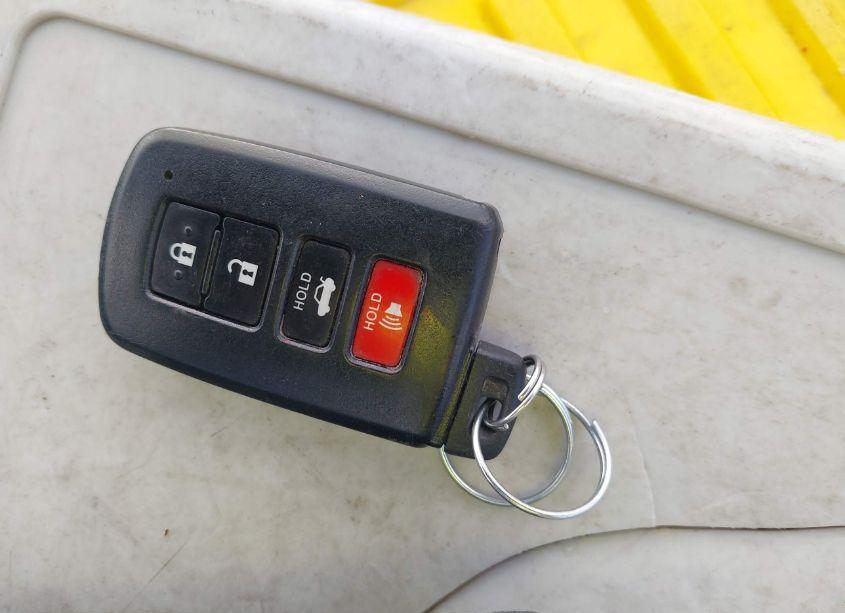 Photo 11 of 2013 Toyota Camry HYBRID LE (VIN 4T1BD1FK3DU086863)