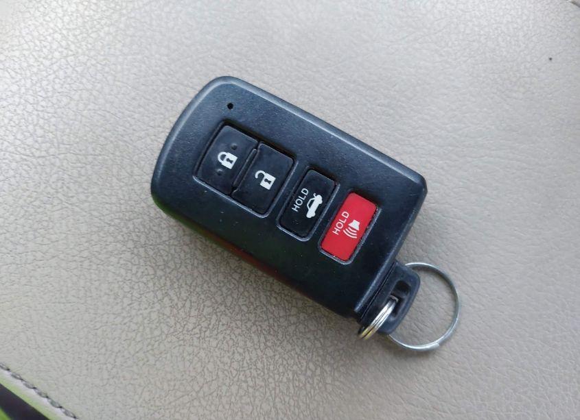 Photo 11 of 2013 Toyota Camry HYBRID XLE (VIN 4T1BD1FK3DU093795)