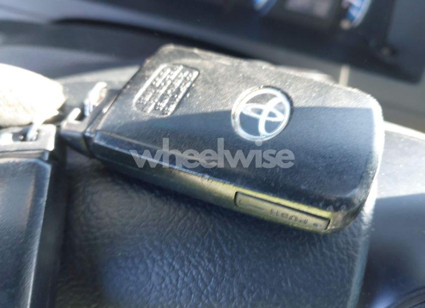 Photo 11 of 2013 Toyota Camry HYBRID XLE (VIN 4T1BD1FK3DU093800)