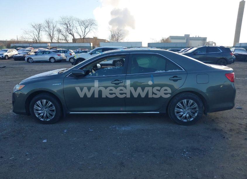 Photo 13 of 2014 Toyota Camry HYBRID LE (VIN 4T1BD1FK3EU097184)