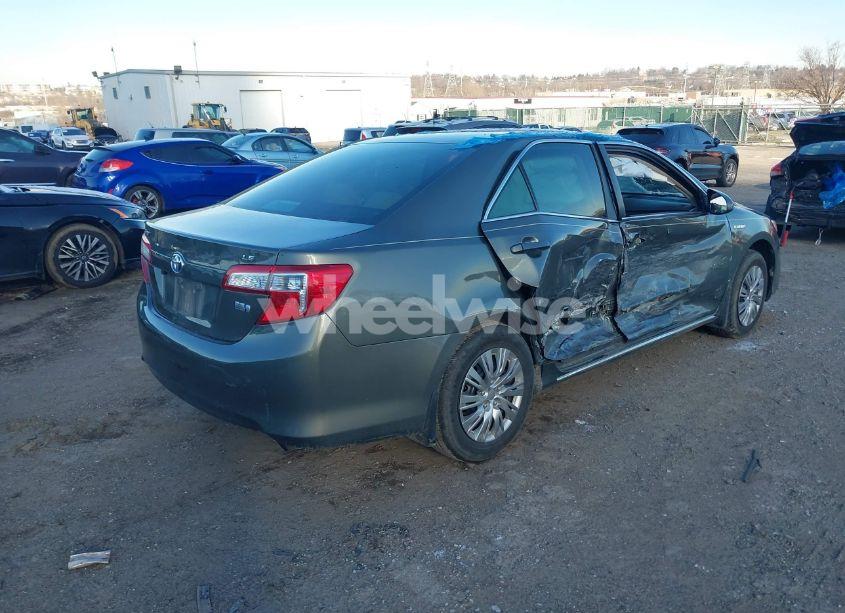 Photo 4 of 2014 Toyota Camry HYBRID LE (VIN 4T1BD1FK3EU097184)