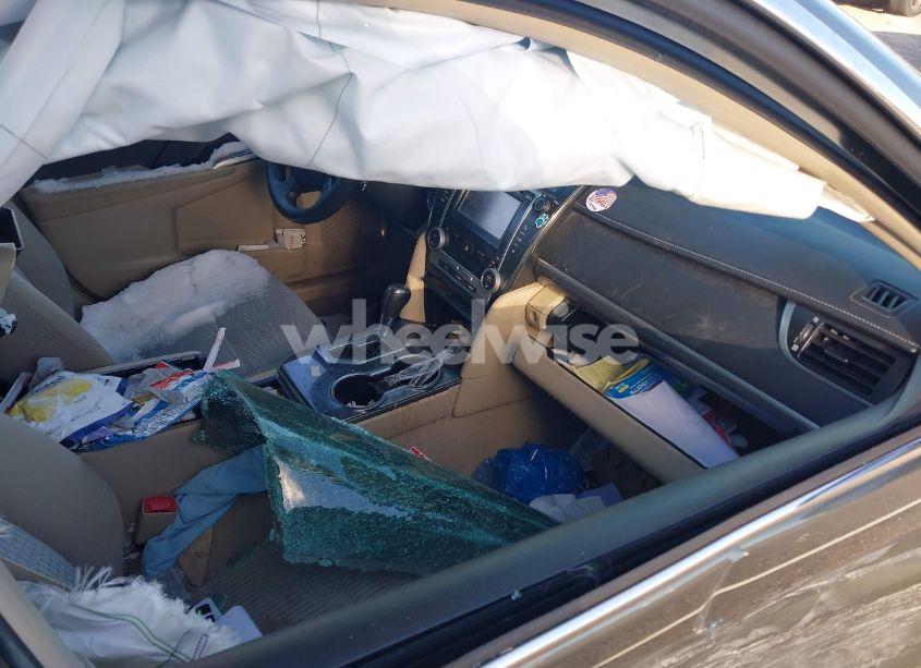 Photo 5 of 2014 Toyota Camry HYBRID LE (VIN 4T1BD1FK3EU097184)