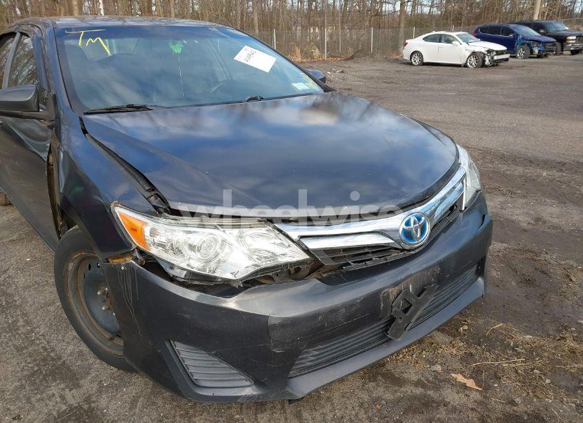 Photo 17 of 2014 Toyota Camry HYBRID LE (VIN 4T1BD1FK3EU099114)