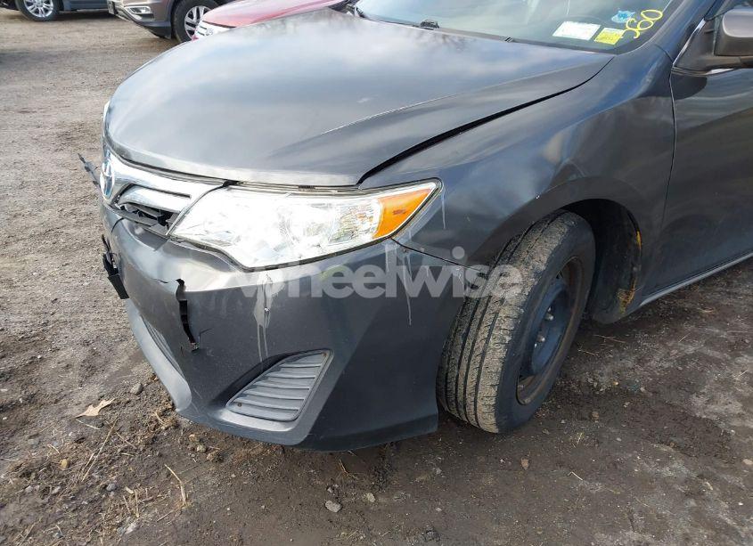 Photo 6 of 2014 Toyota Camry HYBRID LE (VIN 4T1BD1FK3EU099114)