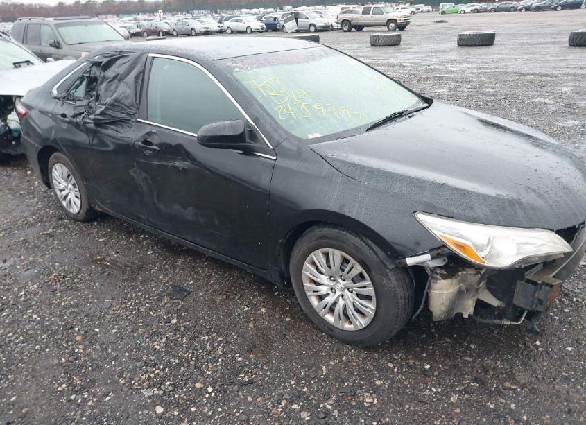 2015 Toyota Camry HYBRID LE (VIN 4T1BD1FK3FU149494) main photo