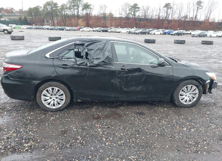 Photo 12 of 2015 Toyota Camry HYBRID LE (VIN 4T1BD1FK3FU149494)