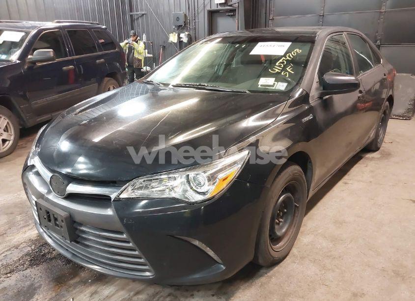 Photo 2 of 2015 Toyota Camry HYBRID LE (VIN 4T1BD1FK3FU159250)