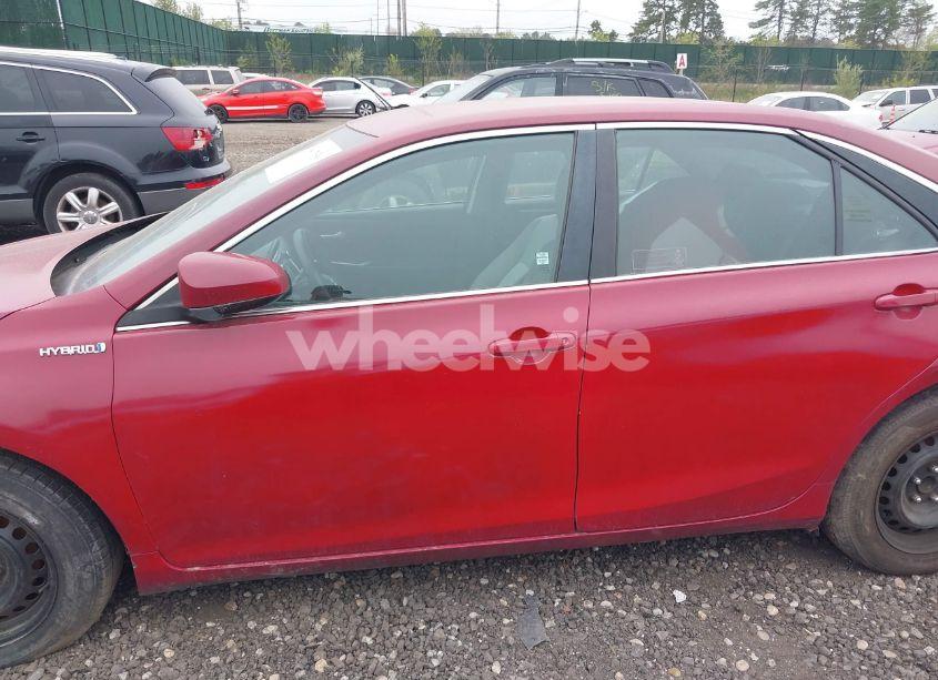 Photo 14 of 2015 Toyota Camry HYBRID LE (VIN 4T1BD1FK3FU165145)