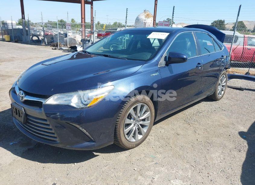 Photo 2 of 2015 Toyota Camry HYBRID XLE (VIN 4T1BD1FK3FU165484)