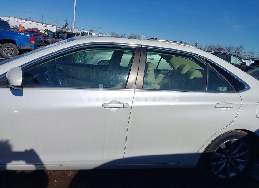 Photo 14 of 2016 Toyota Camry HYBRID XLE (VIN 4T1BD1FK3GU197823)